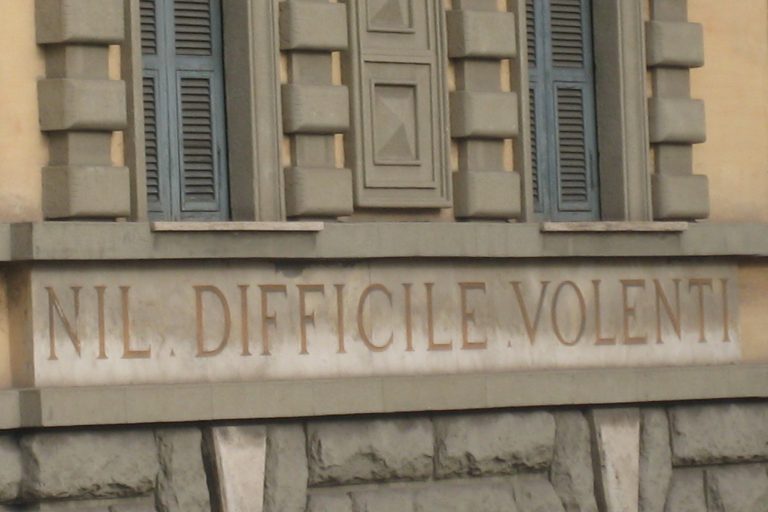 nil difficile volenti (3)